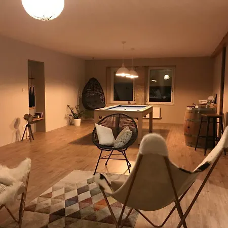Maison Entiere ,3 Chambres , 6 Couchages Avec Terrasse * Humes-Jorquenay