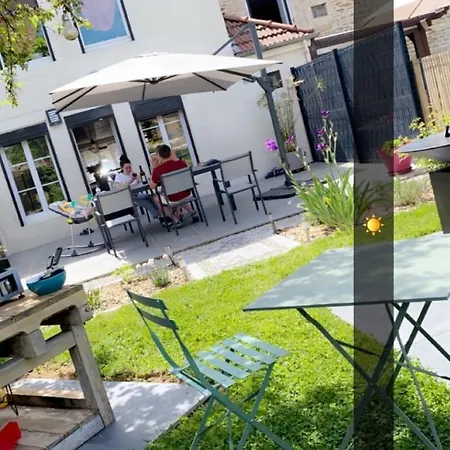 Maison Entiere ,3 Chambres , 6 Couchages Avec Terrasse Homestay *